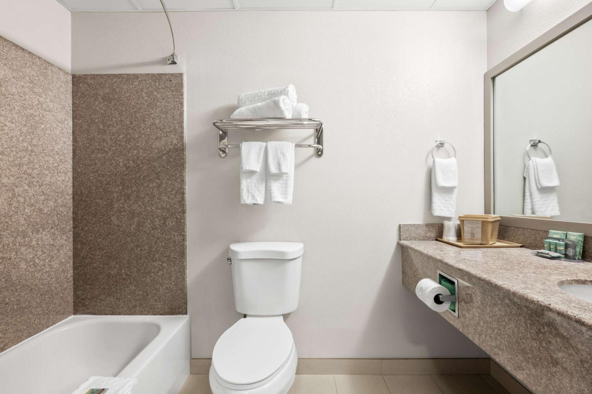 Best Western Dartmouth-New Bedford Экстерьер фото